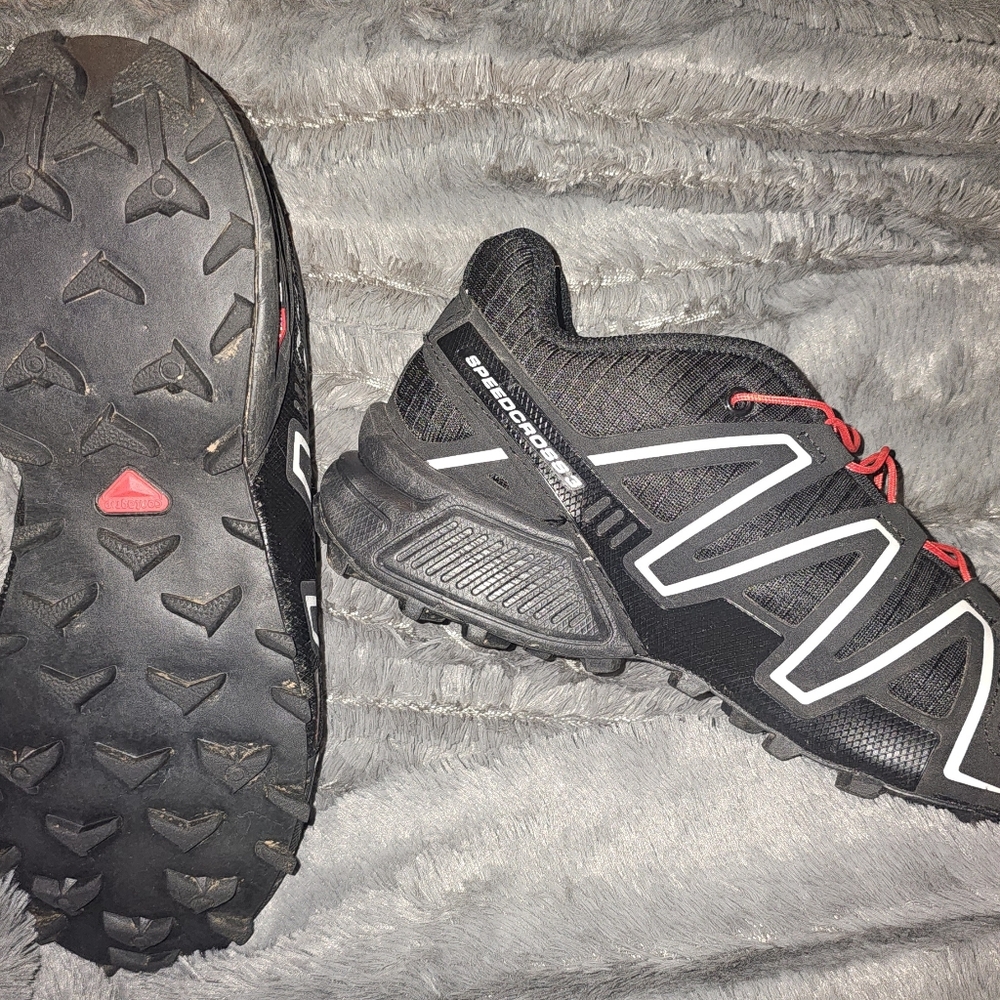 Salomon, 7.5, Black & white, Worn once